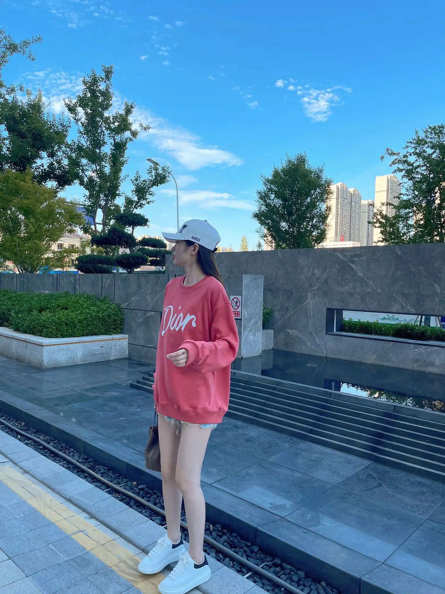 1709007701080.webp
