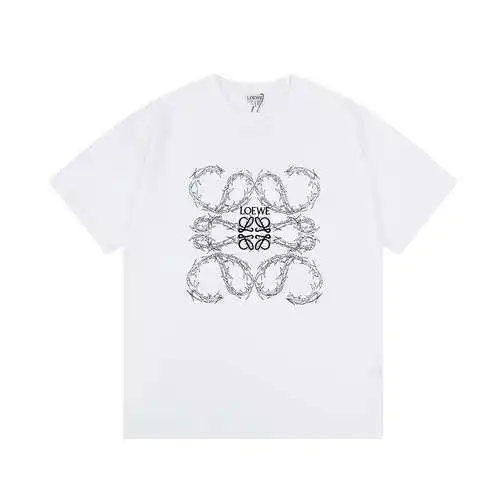 LOE*WE Camiseta con cuello redondo y logo grande bordado