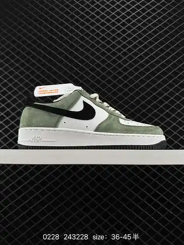 4 Nike Air Force Low Air Force 1 zapatillas deportivas informales, versátiles y de caña baja. La com