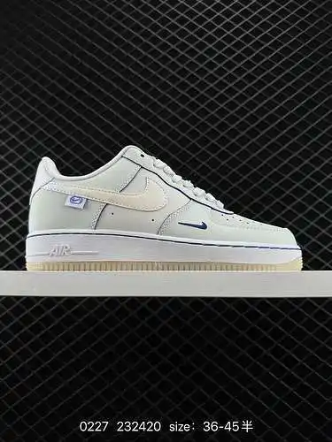 Nike Air Force Low Air Force 1 zapatillas deportivas informales, versátiles y de caña baja. La combi