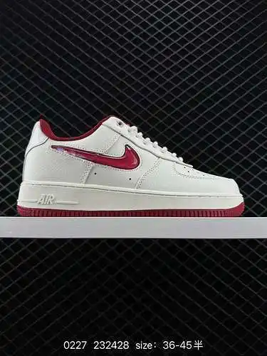 4 Nike Air Force Low Air Force 1 zapatillas deportivas informales, versátiles y de caña baja. La com