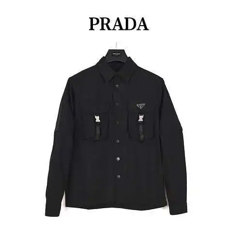 Chaqueta funcional PRD/Prada con cierre metálico