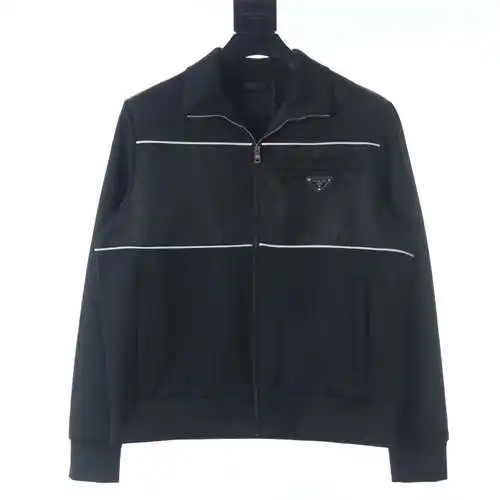 Prada PRD 23SS chaqueta con cuello alto y patchwork de nailon regenerado