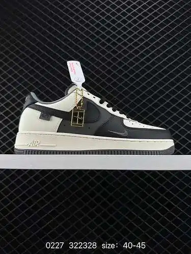 4 Nike Air Force Low Air Force One zapatillas deportivas informales, versátiles y de caña alta. La c