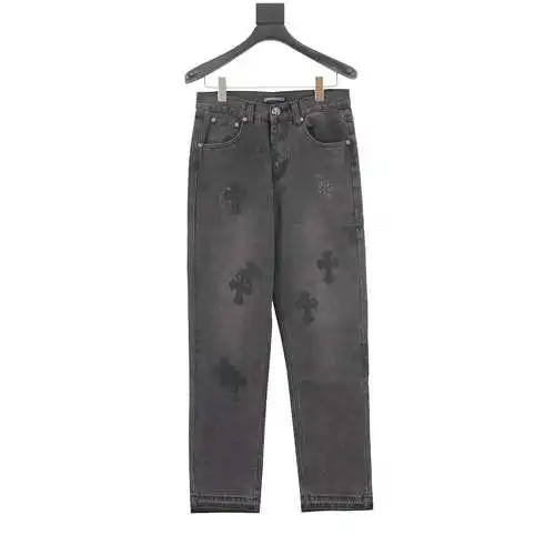 Pantalón vaquero cruzado con etiqueta de piel clásica CH