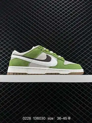 Nike Dunk Low SE “8” Double Hook Nike lanza un proyecto Dunk Low de edición especial. Hay dos Swoosh