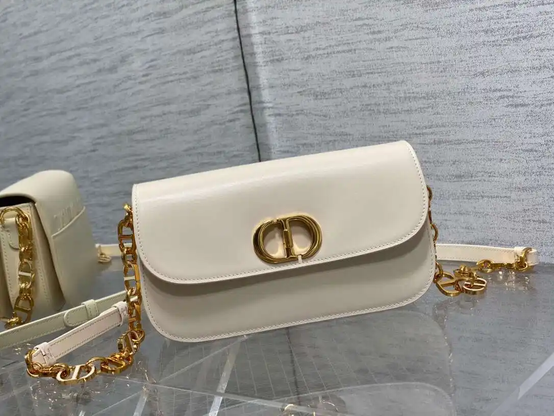 KK05850 (1).webp