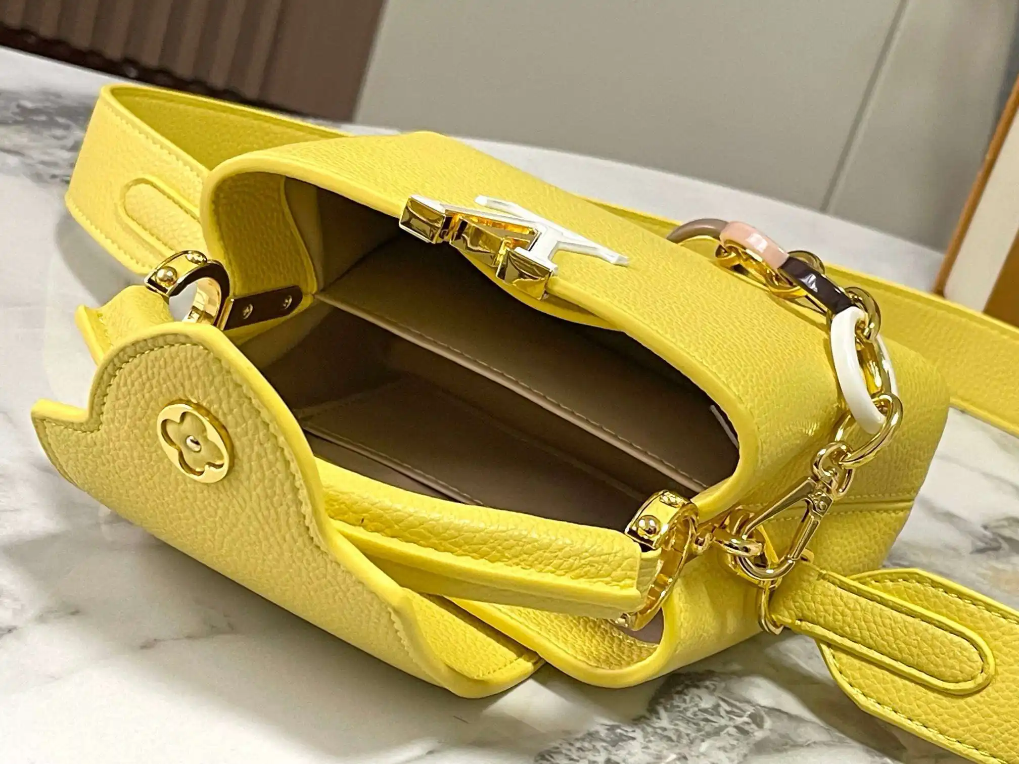 KK02450 (5).webp