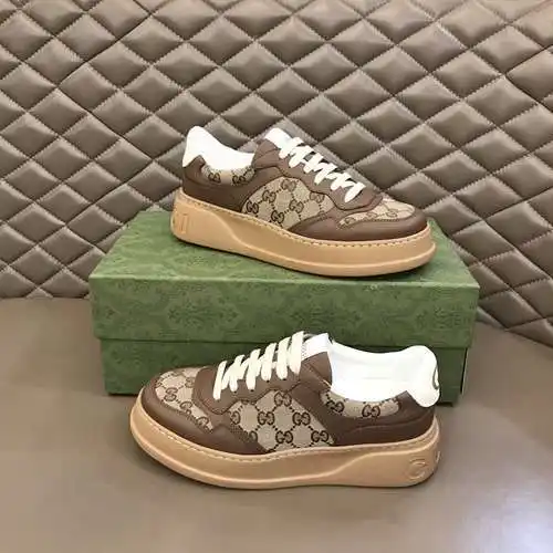Zapatos GUCCI para hombre y mujer Código: 0304B60 Talla: 35/40 para mujer (el 41 para mujer se puede