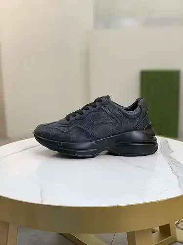 Código de modelo de pareja GUCCI: 0223C80 Talla: código femenino 34-41 código masculino 38-46 (hembr
