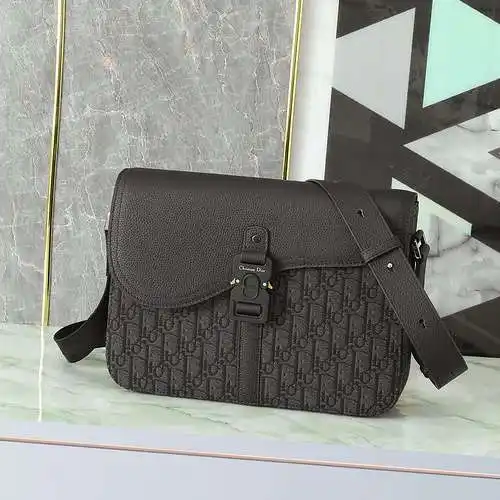 Bolso bandolera D's para hombre, elaborado en cuero original importado de primera calidad, versión r