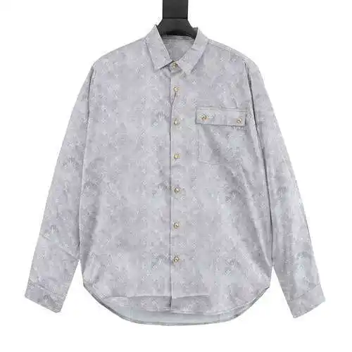 Nueva camisa con estampado integral degradado de 1V