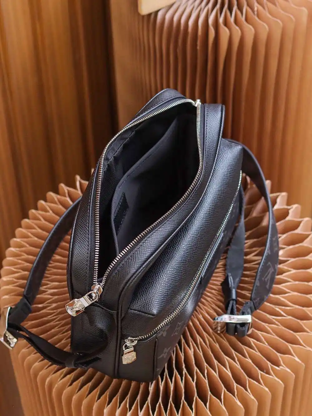 KK03250 (5).webp
