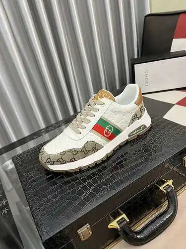 Zapatos de hombre GUCCI Código: 0302B60 Talla: 38-44