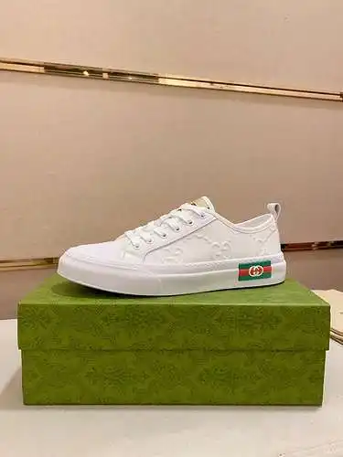 Zapatos GUCCI Hombre Código: 0228B50 Talla: 38-45 (45 personalizados)