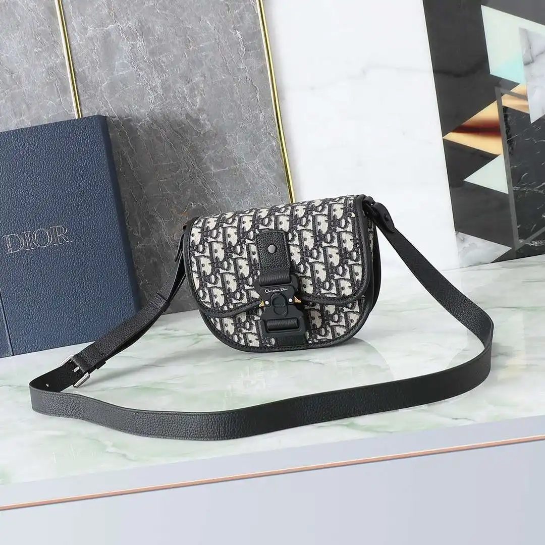 KK04250 (6).webp
