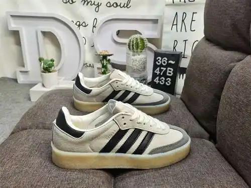 Los zapatos 433D para hombre y mujer son auténticos sistemas de media talla. Están confeccionadas en