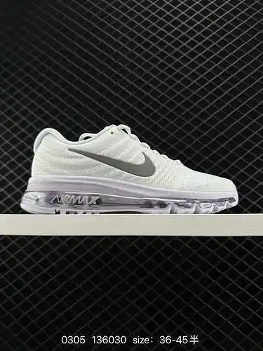 3 Nike Air Max Axis 20th Anniversary Limited Edition tiene detalles superiores más simples, pero los