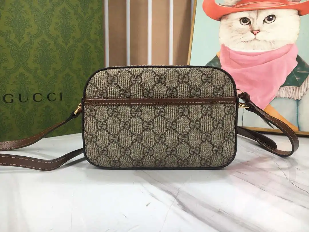 KK01850 (13).webp
