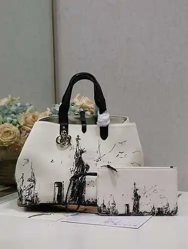 El bolso de D está hecho de cuero original importado de primera calidad, versión réplica de alta gam