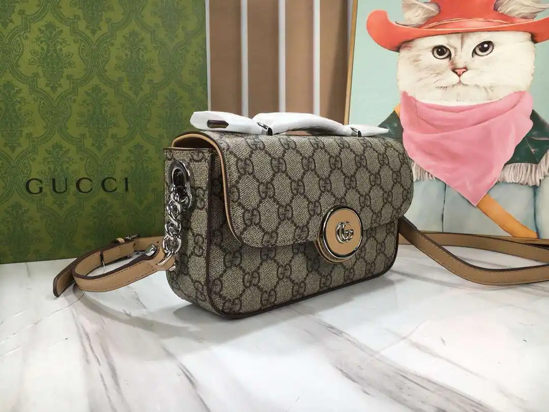 KK02250 (22).webp