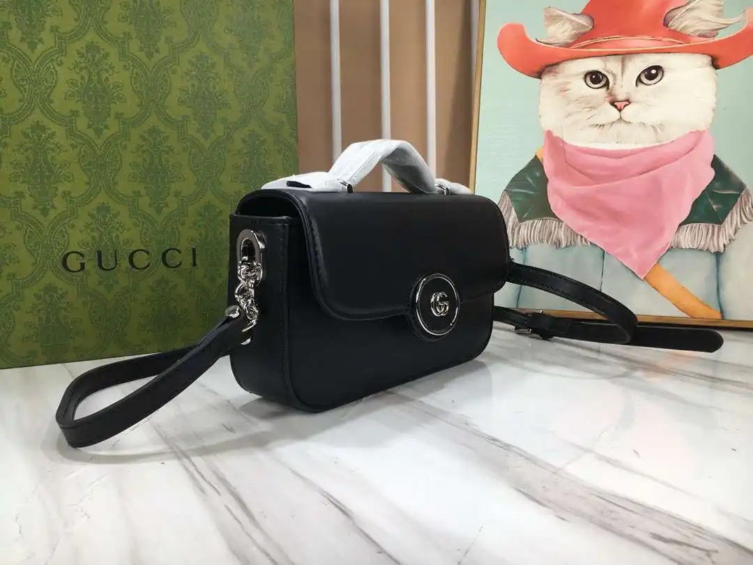 KK02250 (17).webp
