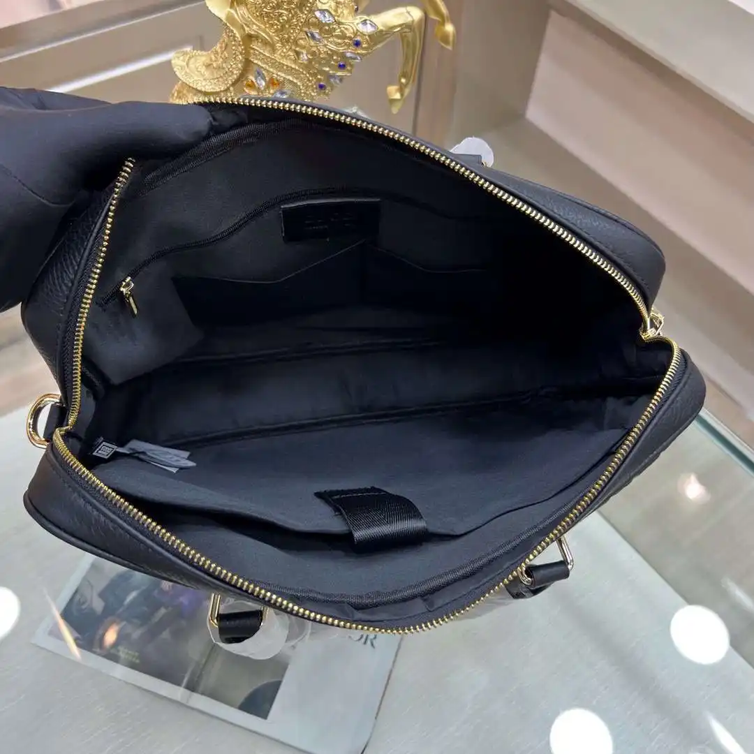 KK03550 (5).webp