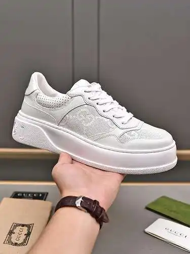 GUCCI Pareja Código de modelo: 0227C10 Talla: Mujer 35-41, Hombre 38-46 (Mujer 41, Hombre 45 46 pers