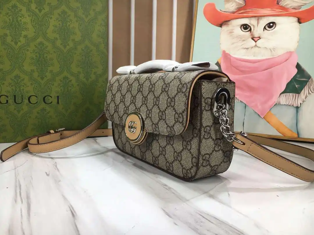 KK02250 (23).webp