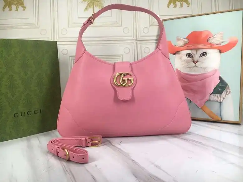 KK01950 (11).webp