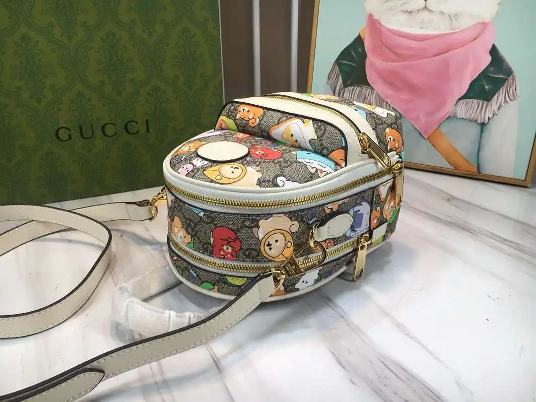 KK02050 (4).webp