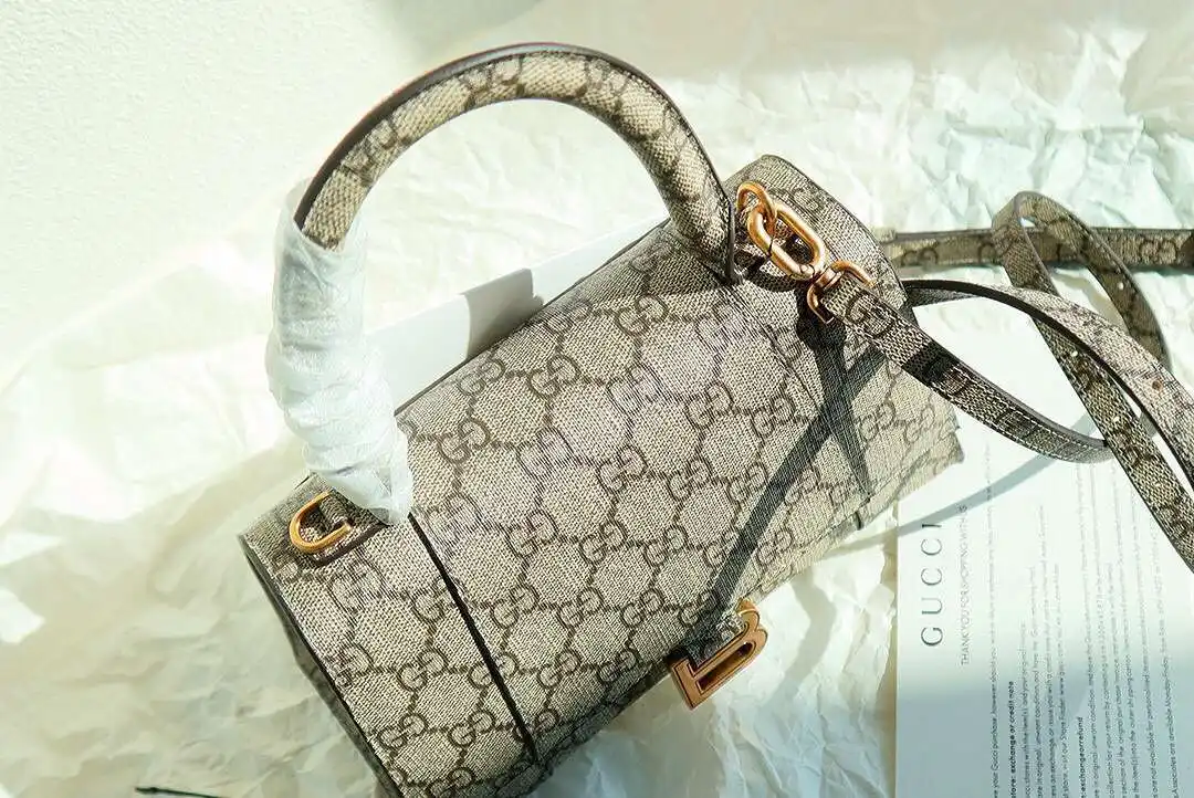 KK04050 (2).webp