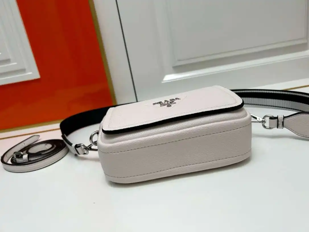 KK02250 (9).webp