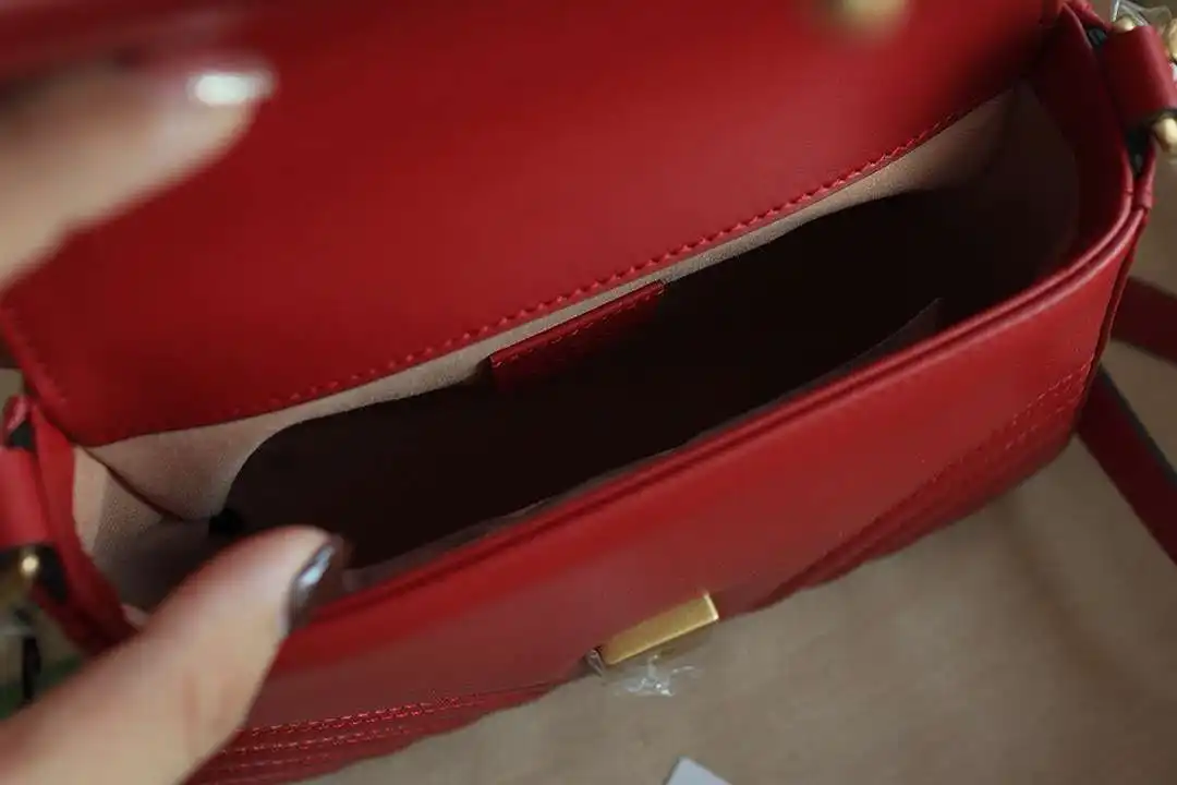 KK03850 (14).webp