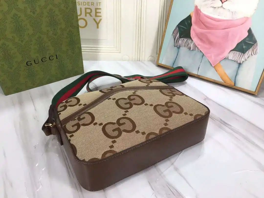 KK01950 (5).webp