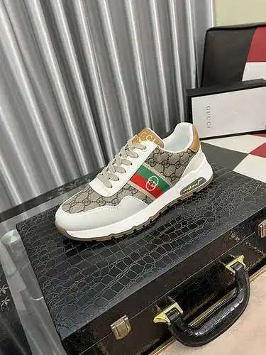 Zapatos de hombre GUCCI Código: 0302B60 Talla: 38-44