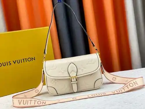La bolsa para axilas de LL está hecha de piel de vacuno original importada, alta calidad, entrega en