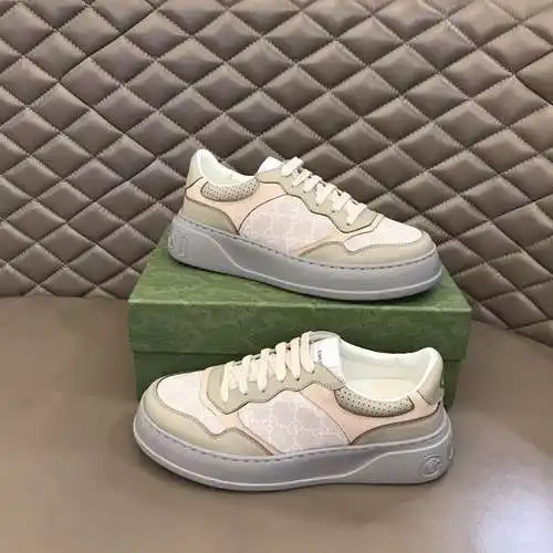 Zapatos GUCCI para hombre y mujer Código: 0304B60 Talla: 35/40 para mujer (el 41 para mujer se puede
