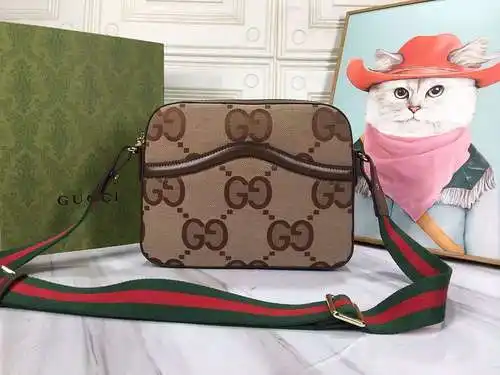 La bolsa de mensajero GG está hecha de piel de vaca original importada, calidad de alta gama, factur
