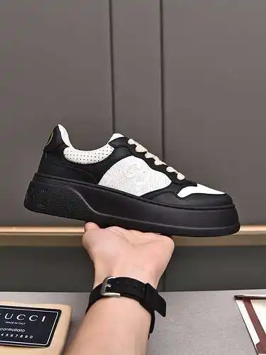 GUCCI Pareja Código de modelo: 0227C20 Talla: Mujer 35-41, Hombre 38-46 (Mujer 41. Hombre 45 46 pers