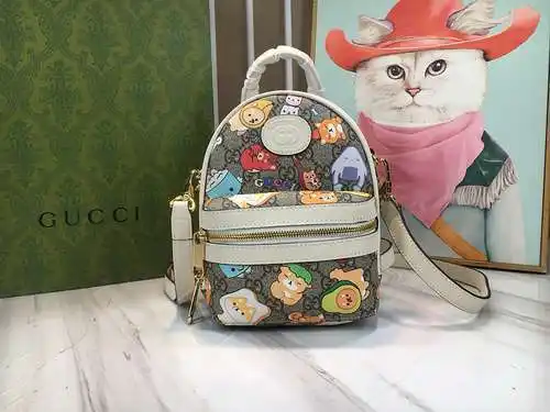 Mini mochila escolar GG, fabricada en piel de vacuno original importada, alta calidad, factura de bo