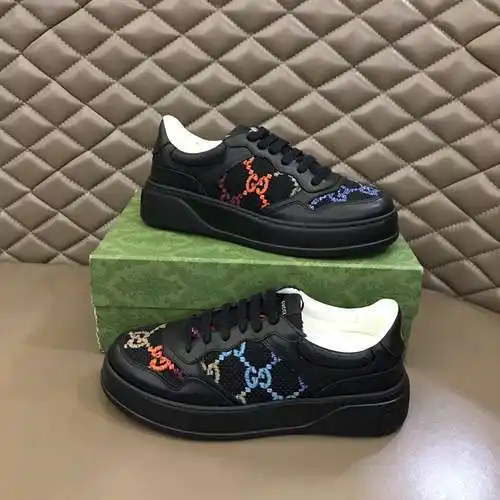Zapatos GUCCI para hombre y mujer Código: 0304B60 Talla: 35/40 para mujer (el 41 para mujer se puede