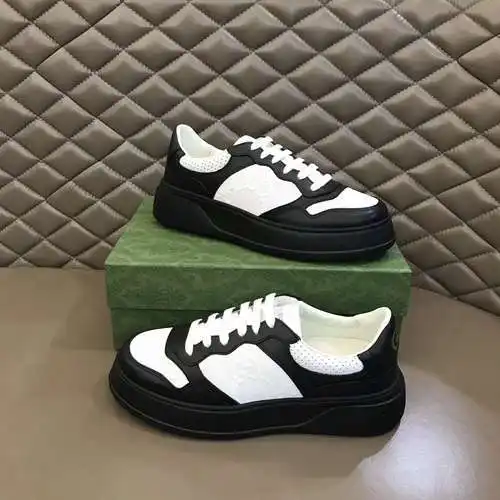 Zapatos GUCCI para hombre y mujer Código: 0304B60 Talla: 35/40 para mujer (el 41 para mujer se puede