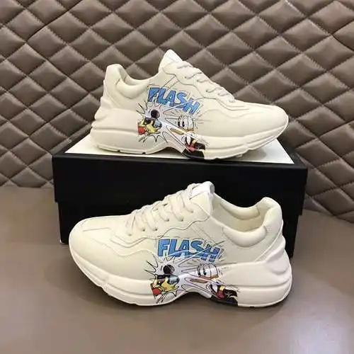 Zapatos GUCCI para hombre y mujer Código: 0304C00 Talla: mujer 35-39, hombre 38-44 (45 personalizado