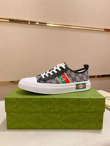 Zapatos GUCCI Hombre Código: 0228B50 Talla: 38-45 (45 personalizados)