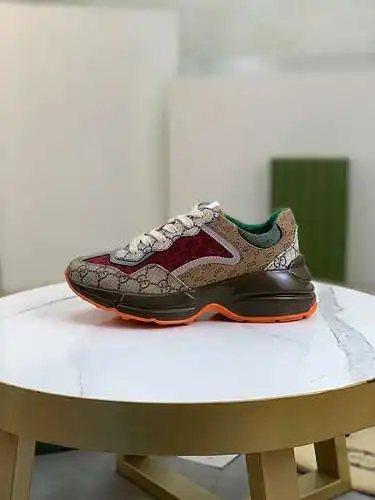Código de modelo de pareja GUCCI: 0223C80 Talla: código femenino 34-41 código masculino 38-46 (hembr