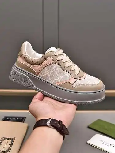 GUCCI Pareja Código de modelo: 0227C10 Talla: Mujer 35-41, Hombre 38-46 (Mujer 41, Hombre 45 46 pers