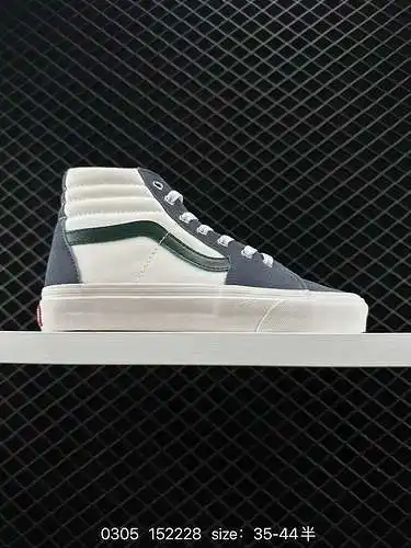 4 Calzado deportivo y casual Vans SK8-Hi™ para mujer Talla: 3 36 36. 37 38 38. 39 4 4. 4 42 42. 43 4