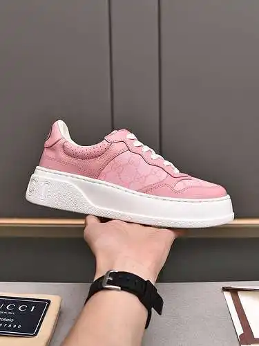 GUCCI Pareja Código de modelo: 0227C20 Talla: Mujer 35-41, Hombre 38-46 (Mujer 41. Hombre 45 46 pers