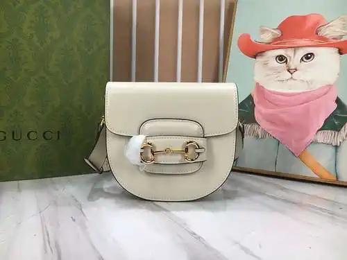 Alforja GG fabricada en piel de vacuno original importada, alta calidad, entrega en factura de bolsa